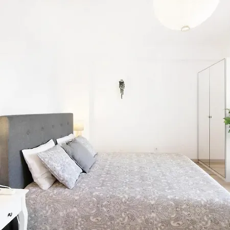 Wonderful With 1 Bedroom And Big Pool 아파트 알부페이라