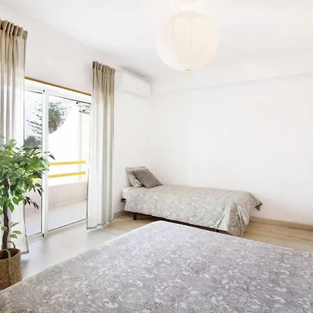 Wonderful With 1 Bedroom And Big Pool 아파트 알부페이라