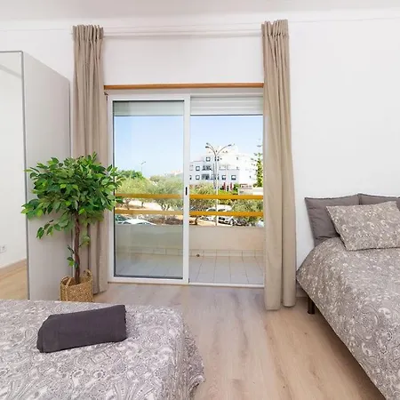 Wonderful With 1 Bedroom And Big Pool * Albufeira